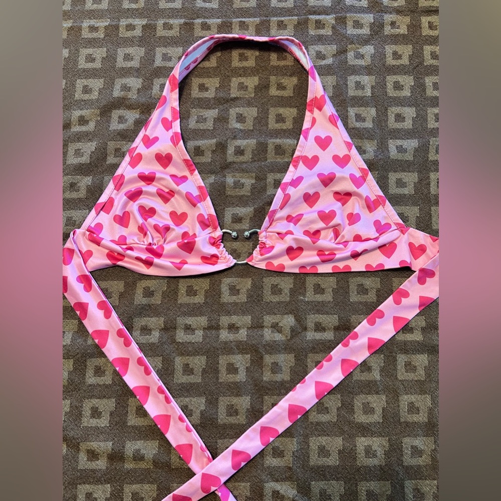 Mini going out top. Pink with hearts!